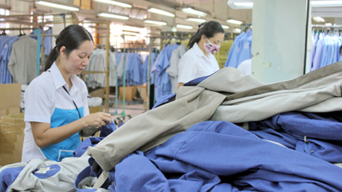 มูลค่าการส่งออกสินค้าใน 4 เดือนแรกปี 2013 เพิ่มขึ้นประมาณร้อยละ 17